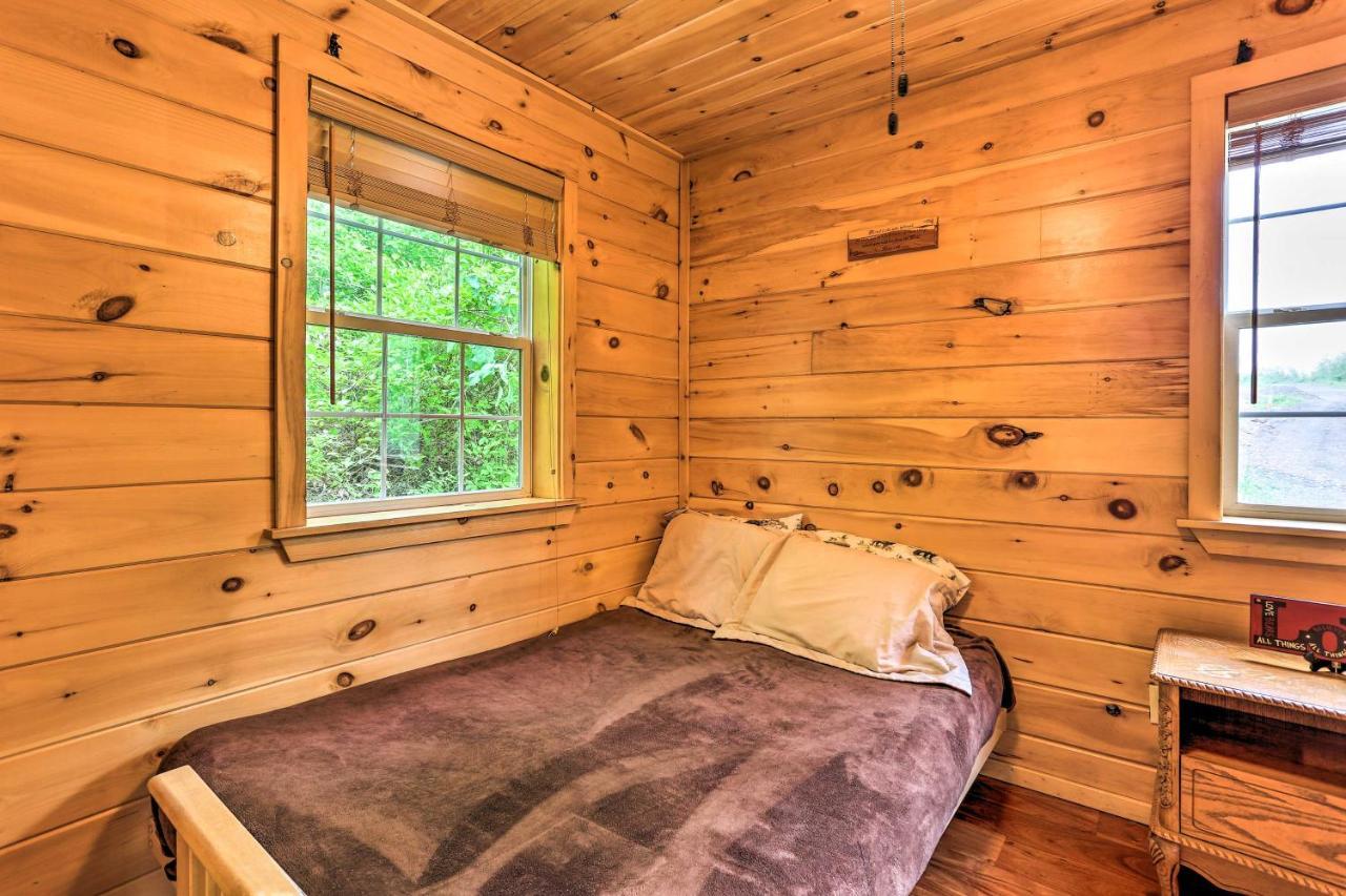 Charming Blakely Cabin With Porch And Valley Views! Buitenkant foto